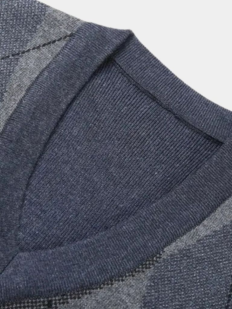 Academic Essential Knit Vest