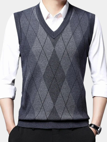 Academic Essential Knit Vest