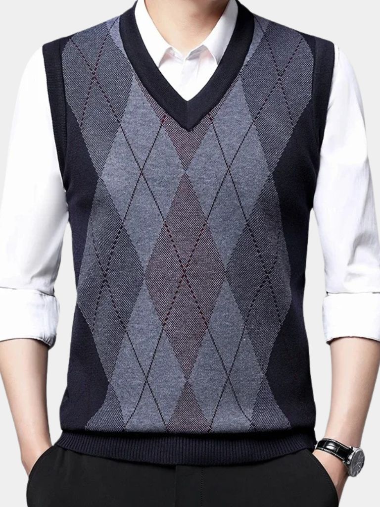 Academic Essential Knit Vest
