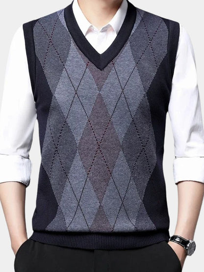 Academic Essential Knit Vest