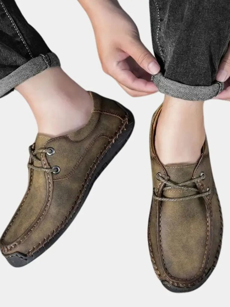 Classic Wanderer Men's Shoes